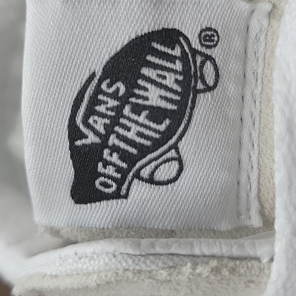 Van's SK8-Hi Brand new in the box no lid authentic uper textile and leather . - Picture 4 of 14